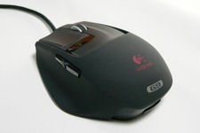 ロジクール、「勝つための」ゲーミングマウス『G9』を発表〜交換可能なグリップとカスタマイズ機能、快適さより正確さを追求〜 画像