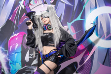【コミケ103】「ZONe ENERGY」公式アンバサダーが伝えたいエネルギー補給の大切さ！メガホン片手に会場を飛び回るコスプレイヤーを激写 画像