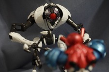 『figma METROID DREAD E.M.M.I.』開封の儀―カッコよくも不気味なE.M.M.I.の挙動を完全再現！ 画像