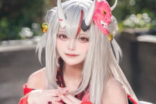 【コスプレ】鬼がかった“かわ余”さの「百鬼あやめ」がアコスタに参上！仲良くなりたい人間様たちをメロメロにする【写真10枚】 画像