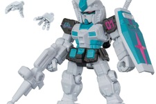 ド派手な「初音ミク」カラー！「ガンダム」ガシャポン“無限のカスタマイズ”「MOBILE SUIT ENSEMBLE」が8月第2週より発売、箱売りも展開