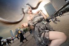 【コスプレ】白い肌が夕日に映えて幻想的な美しさ！人気コスプレイヤーが魅せる『NIKKE』シンデレラ【写真9枚】