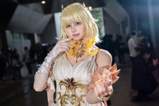 【コスプレ】ギリシャ彫刻のような美しい黄金比を魅せる！『崩スタ』アグライアの美女レイヤーが神話の世界を奏でる【写真9枚】