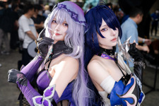 【コスプレ】『崩スタ』ミステリアス美女やポージングがかっこいい『NIKKE』まで「ストフェス2025」美女レイヤー6選【写真27枚】