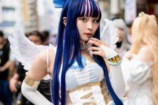 【コスプレ】アニメ「パンスト」のストッキングが激カワ！絶対領域が眩しいラブリーエンジェルな関西美女はお好き？【写真10枚】