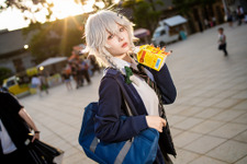 【コスプレ】人気レイヤー・月海つくねがギャルな『東方Project』十六夜咲夜に！ミニスカ&ルーズソックス似合いすぎる【写真7枚】