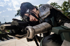 【コスプレ】「怪獣8号」亜白ミナの造形クオリティがハンパない！シルエットはまるで映画のワンシーンのよう【写真8枚】