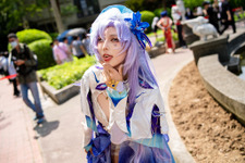 【コスプレ】『鳴潮』カンタレラの美脚が宙を舞う！？妖艶な表情とポージングがすばらしい台湾美女レイヤー【写真8枚】