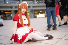 【コスプレ】「エヴァ」アスカのメイド姿にギャップ萌え！美脚際立つ絶対領域とツンツンした表情がたまらん【写真9枚】
