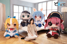 あまりにもデカい！「ホロライブ」兎田ぺこら、宝鐘マリンら4人の超特大ぬいぐるみ「どきゅーと」が受注販売