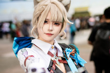 【コスプレ】台湾美女が魅せる『原神』リネットが優雅すぎる！黒ストッキングが映えるスラリと伸びる美脚にドキッ【写真9枚】