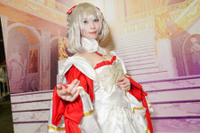 【コスプレ】自作ドレスが美しいマリーアントワネットから、アクの強いゴルドルフまで！「FGOフェス」コスエリアが大盛り上がり【写真50枚】