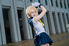 【コスプレ】ポージングが麗しすぎる耽美なカップル！美脚を引っ提げセーラーウラヌスとネプチューンが「ウルアコ」に降臨【写真13枚】