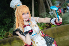 【コスプレ】『原神』熱き情熱を持った氷の料理人「エスコフィエ」登場！可憐な笑顔を振る舞うスレンダーな美脚の人気レイヤー【写真9枚】