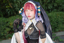 【コスプレ】懺悔室に通いたくなるシスターマリン登場！ハートに透ける胸元に白ニーハイで見せる魅惑の表情にドキッ【写真7枚】