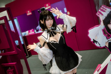 【コスプレ】伊織もえがトランプカードに！？ミニスカート×網ニーハイが可愛すぎて、香港のファンたちの心をグッと掴む【写真15枚】