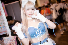 【コスプレ】香港のアイドルがめちゃ可愛い！へそ出しキャットガールが笑顔でファンを魅了する【写真7枚】