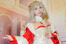 【コスプレ】イラスト発表から1週間で衣装作成！ゴージャスなドレスの「マリー・アントワネット」を披露する美女レイヤーに賞賛【写真9枚】