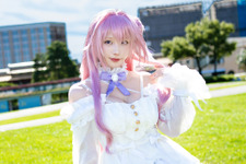 【コスプレ】台湾で6年ぶりの「えなこウォール」復活！“日本一”の『NIKKE』ドロシーが美しすぎた【写真9枚】