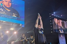 プロ格闘ゲーマーのMenaRD選手、自身の誕生日に「Pride of dominican culture award（ドミニカ文化の誇り賞）」を受賞ー「EVO 2025」の『スト6』部門で優勝 画像