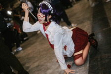 【コスプレ】「東京喰種」神代利世の妖艶さが極まってる！スラリとした赤いニーハイと眼鏡越しの瞳に吸い込まれそう【写真9枚】