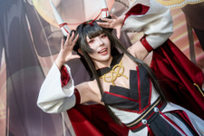 【コスプレ】『アズレン』初月の笑顔がチャーミングすぎて胸キュン！黒タイツが似合うミニの着物姿に癒される指揮官が続出【写真8枚】