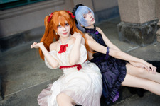 【コスプレ】『エヴァ』の世界を台湾で再現！日台美女が魅せる“アスカ×レイ”のドレス姿が美しすぎる【写真14枚】