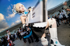 【コスプレ】スタイリッシュな美脚メイドが魅せる!『ブルアカ』トキが躍動感のあるキレッキレなポージングを披露【写真8枚】