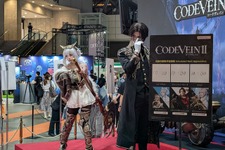 『CODE VEIN II』ブースレポ！コスプレイヤーに巨大スクリーンでのトレイラー鑑賞も【TGS2025】