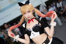 【コスプレ】ちょっぴり大胆なメイド姿が可愛すぎ！香港美女の「着せ恋」喜多川海夢はスレンダーなウエストと美脚で魅せる【写真8枚】