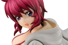 「ガンダム SEED DESTINY」水着姿の「ルナマリア・ホーク」が抽選販売