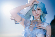 【コスプレ】透明感あふれる色白スレンダー美女と海へ…!『鳴潮』ショアキーパーの妖艶な美しさと神秘性を追い求めて【写真8枚】