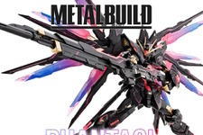 「ストライクフリーダムガンダム」が黒・ピンク・金のカラーリングでMETAL BUILD化！特徴的な見た目の「PHANTACi」コラボ商品公開