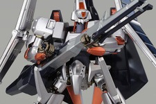 金属の重厚感を演出！「エルガイム」“ヘビーメタルコーティングVer.”プラモデルが再販ーランドブースタープローラーへの変形も可能