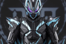 “二刀流”を楽しめる！「仮面ライダーXギーツ」アクションフィギュアがCTM先行抽選販売ー漆黒ボディにメタリックブルーのラインが美しい 画像