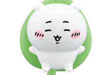 「ちいかわ」たちが葉っぱに乗ってぷかぷか…マスコット付き入浴剤「びっくらたまご」全8種をガシャポンで展開