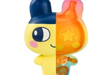 “骨のデザイン”に衝撃！新感覚の半身スケルトンフィギュア「すきゃらとん」に『たまごっち』が仲間入り