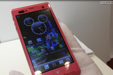 【フォトレポート】限定ディズニーコンテンツが楽しめるスマートフォン「Disney Mobile on docomo」 画像