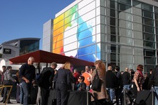 【GDC2012】アップルの新型iPad、会場は報道陣で埋め尽くされる 画像