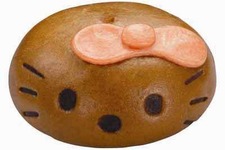 ちょっぴり小悪魔？になった「ハローキティチョコまん」11月6日より120万食限定で発売 画像