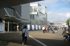 【TGS2008】会場到着！開幕まで1時間の東京ゲームショウ 画像