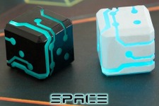 このサイコロ、かっこよすぎる…光る未来的ダイス「Space Roller」がSFアナログゲームに最適 画像