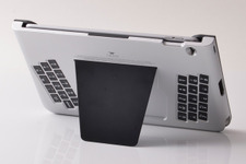 iPad向け「背面キーボード」登場 画像