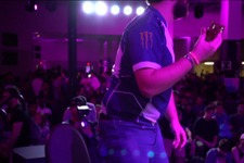 海外『スマブラ』e-Sports大会、優勝者に“死んだ蟹”が投げられる…投てき者は永久出禁に【UPDATE】 画像