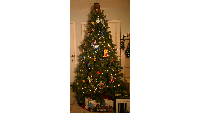 8BITキャラクター大集合のクリスマスツリー