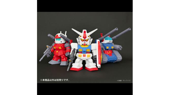 圧倒的存在感！「ガンダム」「ガンキャノン」「ガンタンク」の“ジャンボソフビSD”が登場