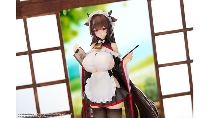 はち切れんばかりの“たわわ”なボリューム感！『アズレン』樫野が着せ替え「つまずきトラブルメイド」の姿でフィギュア化