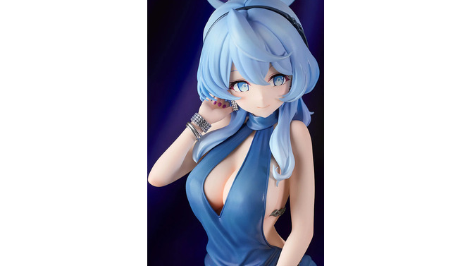 セクシーすぎるドレス衣装…！『ブルアカ』より「アコ」が1/7スケールフィギュア化ー大胆に見えた背中や綺麗なスリットなど見応えたっぷり