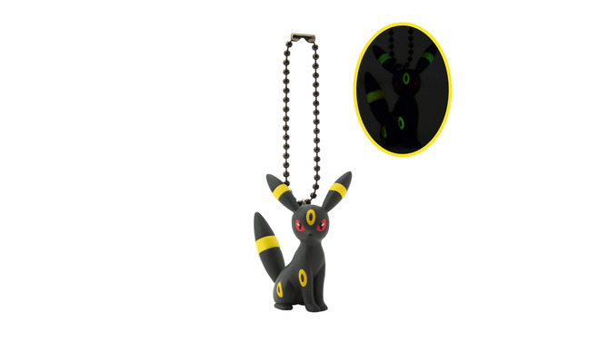 暗闇の中、ブラッキーの模様がほのかに光る！『ポケモン』カプセルトイ「蓄光フィギュアチャーム」が6月12日よりポケセンオンラインにて発売