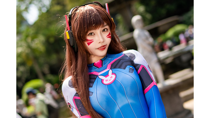 ディーバ『オーバーウォッチ』／Tsuru 鶴葵（Instagram：tsuru_cos_aoi）